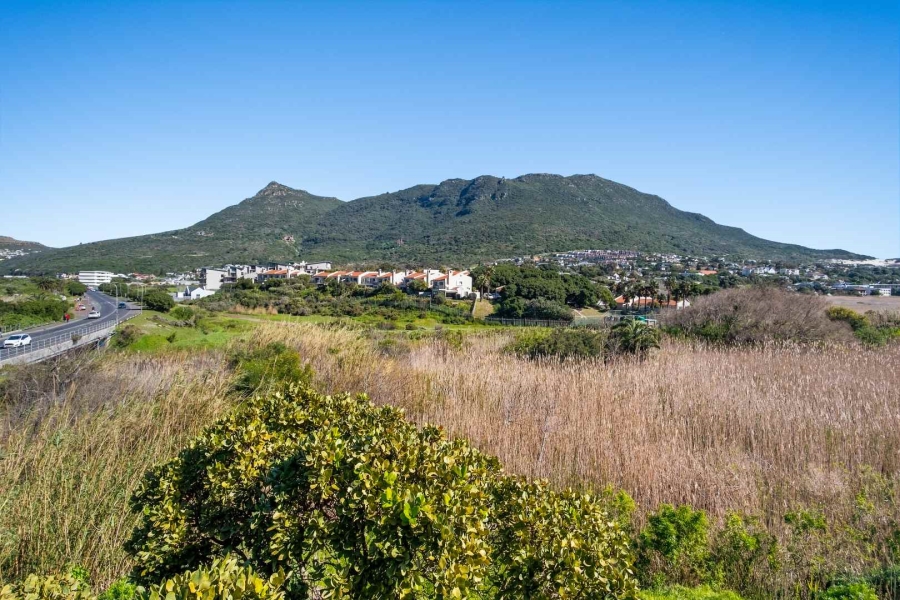 2 Bedroom Property for Sale in Beach Estate Western Cape